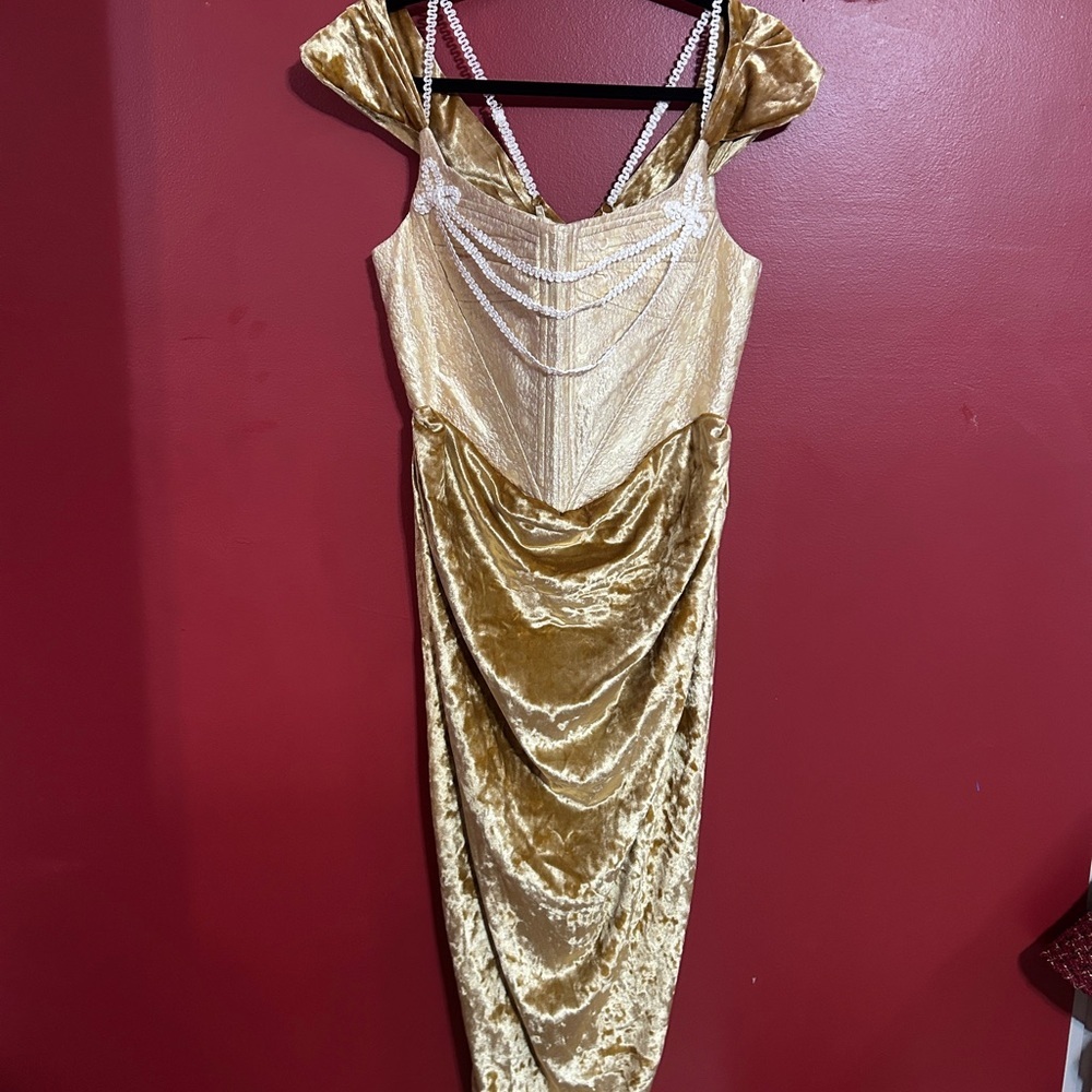 Lacemade Medusa Elegant Gold Velvet Dress Size XL - Picture 2 of 11